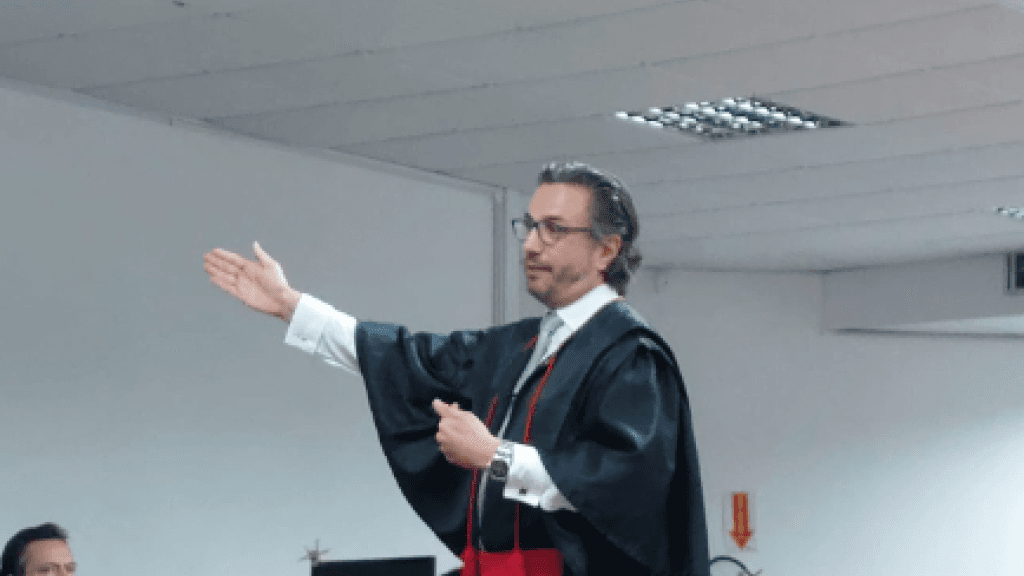 Filho que matou pai idoso a facadas é condenado a 28 anos de prisão em Joinville