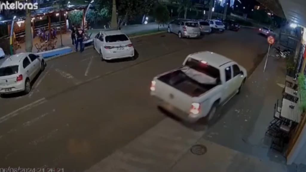 Atirador atravessa lago a nado entre Brasil e Argentina e atira contra mulher em SC
