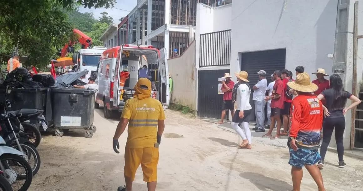 Trabalhador morre após ser esmagado por duas vigas de 800kg em Balneário Camboriú