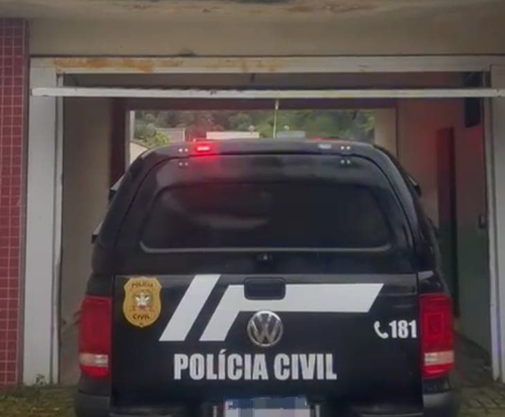 ”Família do crime”: Polícia prende parentes em operação contra o tráfico em Balneário Camboriú