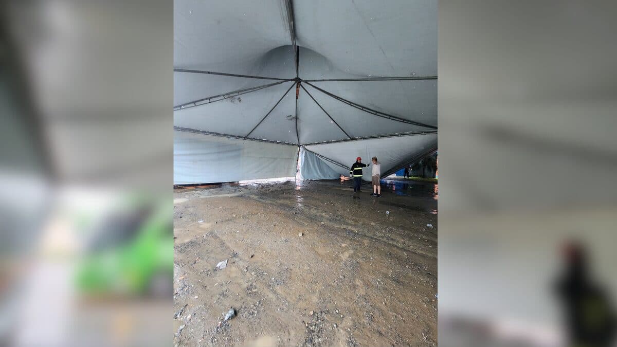 Queda de tenda deixa crianças feridas em campeonato de fanfarras em Santa Catarina