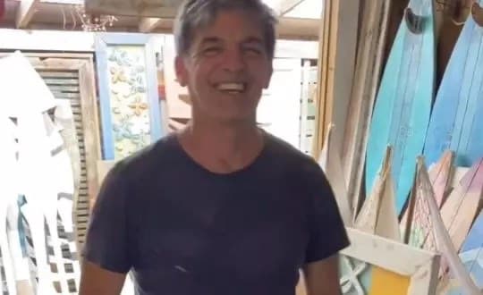 Banhista sofre parada cardíaca e morre em praia de Bombinhas