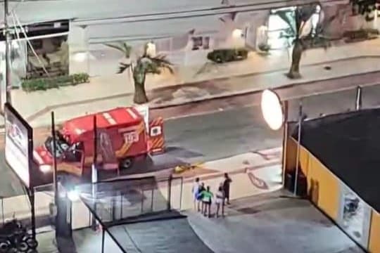 Irmão surta e esfaqueia homem de 32 anos em Balneário Camboriú