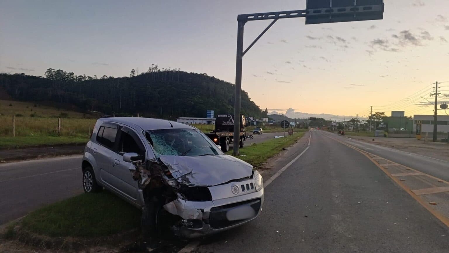 Dois mortos em grave colisão na SC-410 em São João Batista