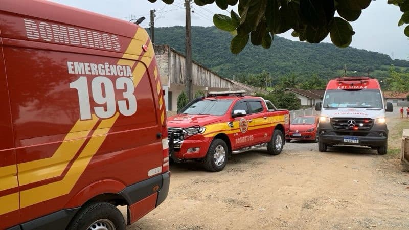 Infância interrompida: menino de 2 anos morre afogado em piscina em Rio do Sul