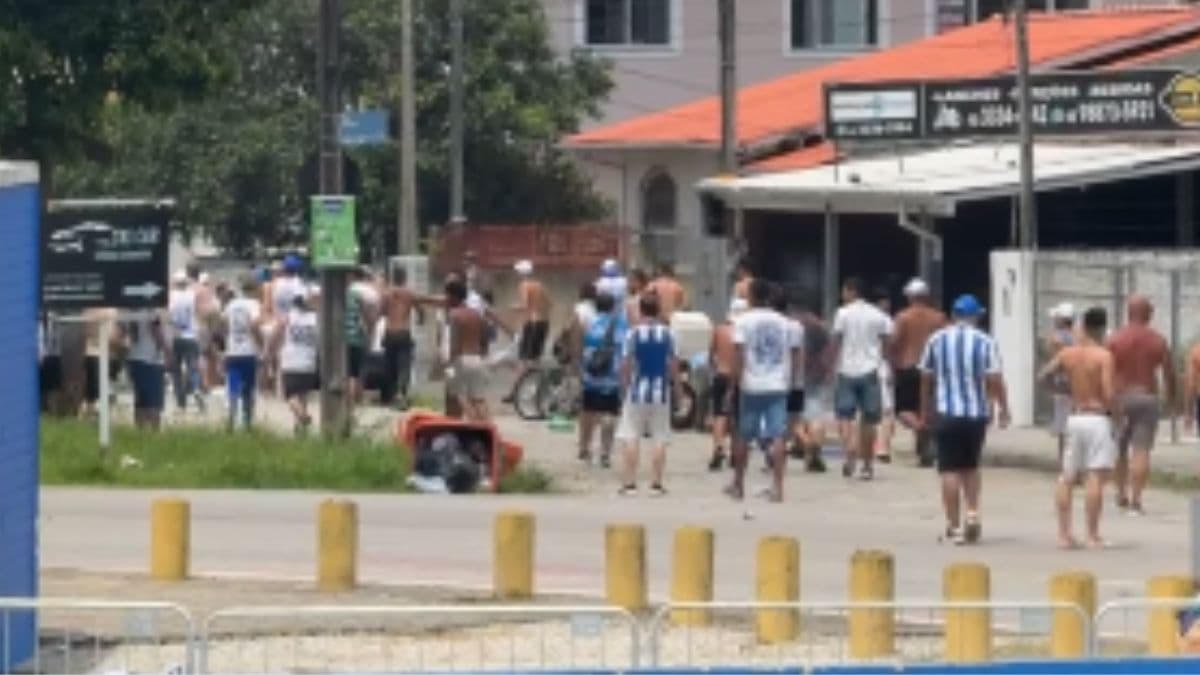 Torcedores de Avaí e Figueirense brigam antes de clássico na Ressacada
