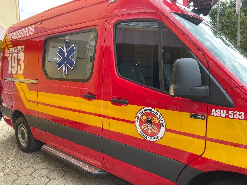Criança morre após ser atropelada por veículo em Brusque