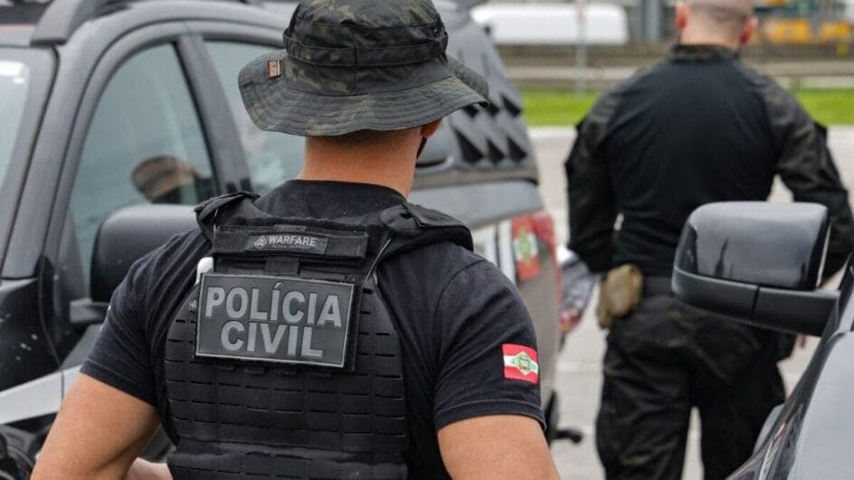 Casal de empresários são presos suspeitos de estupros em série e cárcere privado em SC