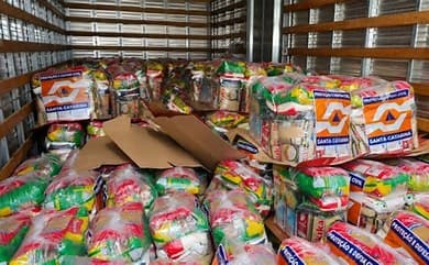 Governo de SC envia mais de R$ 1 milhão em ajuda humanitária para vítimas das enchentes