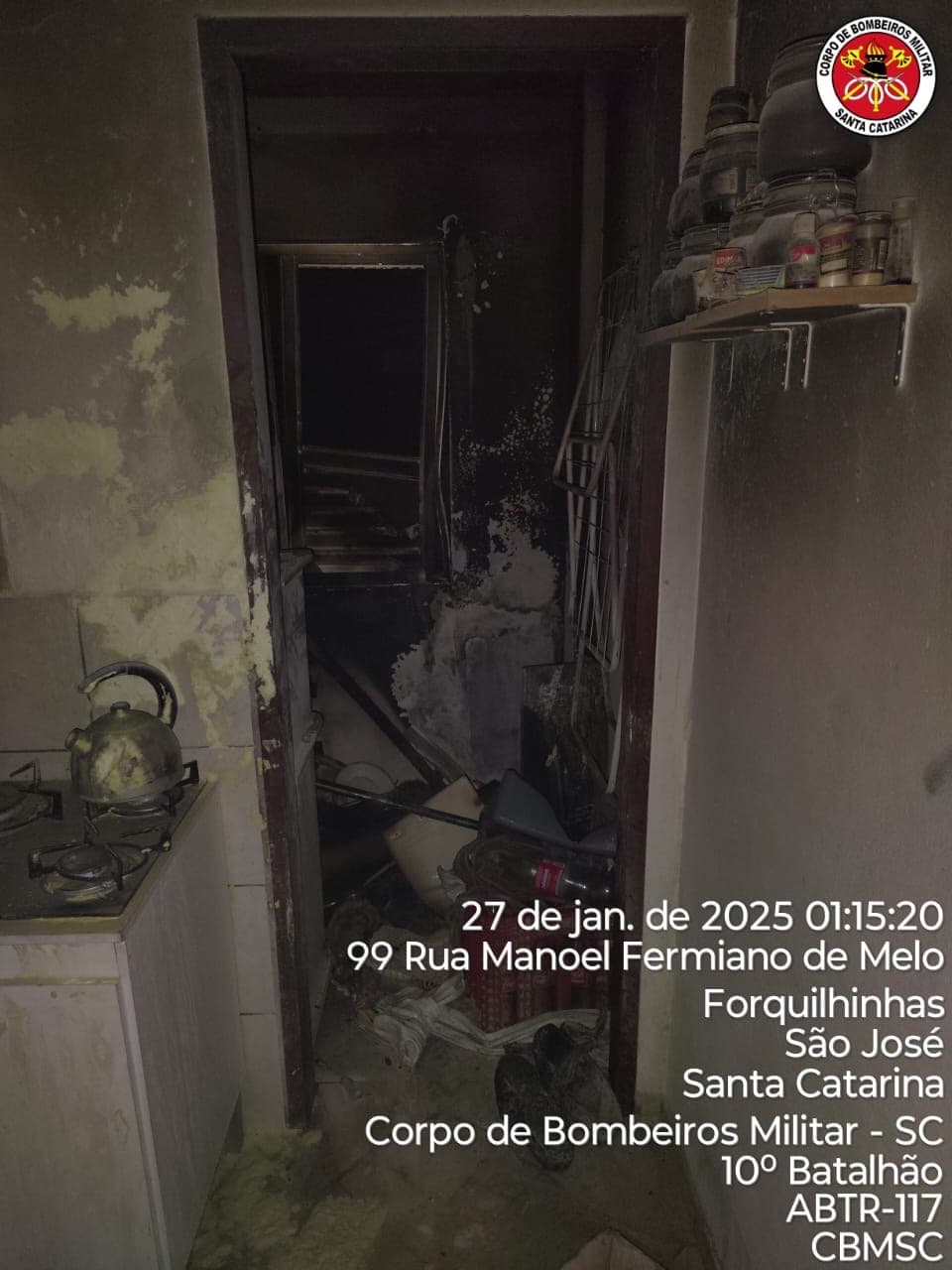Incêndio em apartamento assusta moradores em São José, mas final surpreende