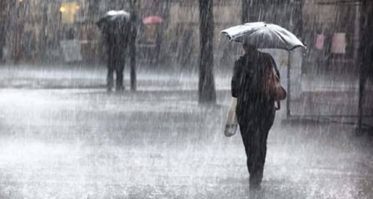 Frente fria avança e ameaça Santa Catarina com chuva intensa e ventos fortes