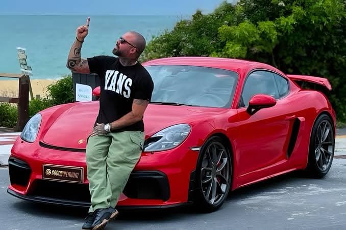 Sessão de tatuagem tem desfecho chocante: influenciador morre em Itapema