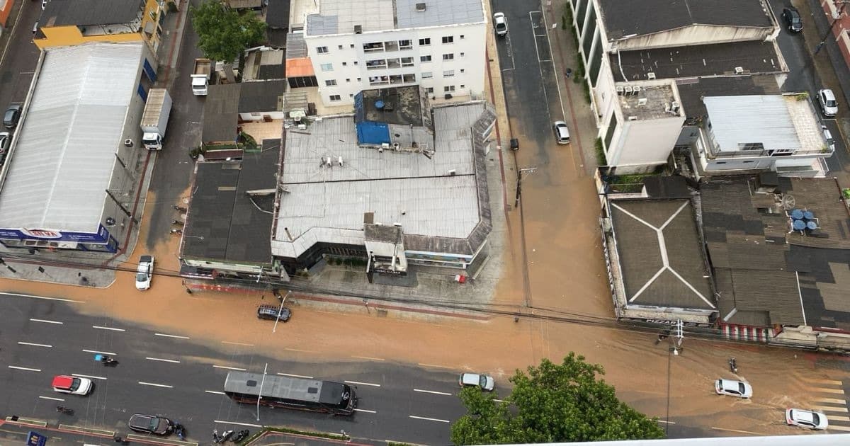 Chuva forte causa transtornos em Balneário Camboriú e cidades vizinhas
