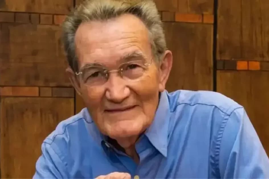 “Voz marcante”: Morre Léo Batista, ícone do jornalismo esportivo, aos 92 anos
