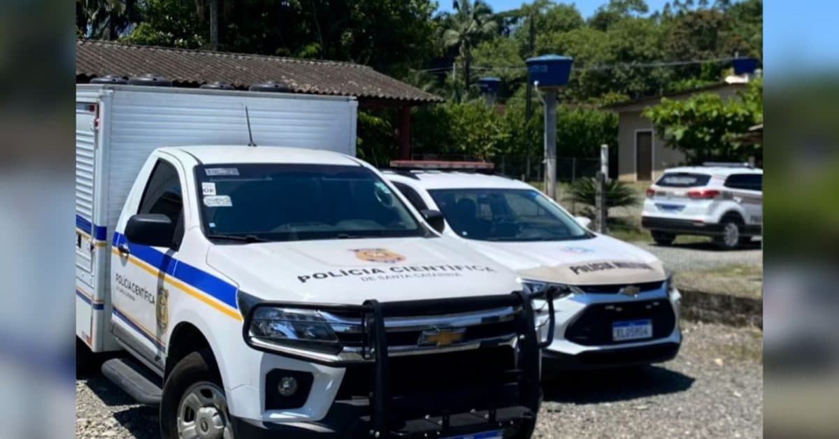 Idoso é encontrado morto com mãos e boca amarradas dentro de residência em SC
