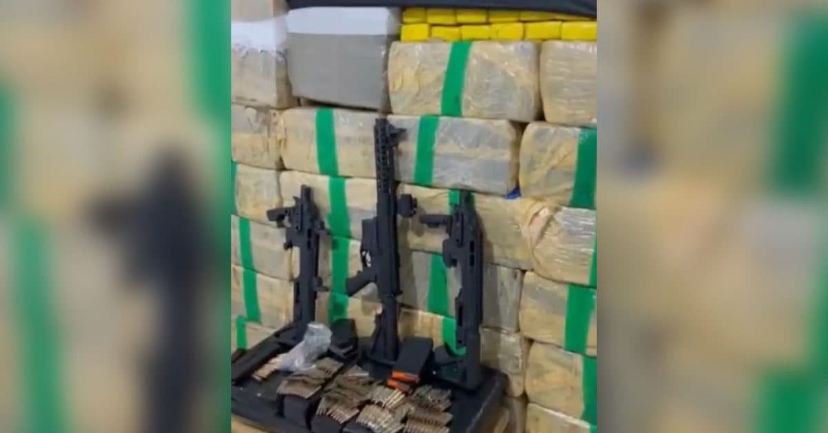 BOPE intercepta 1,6 tonelada de maconha, fuzil e centenas de munições na Grande Florianópolis