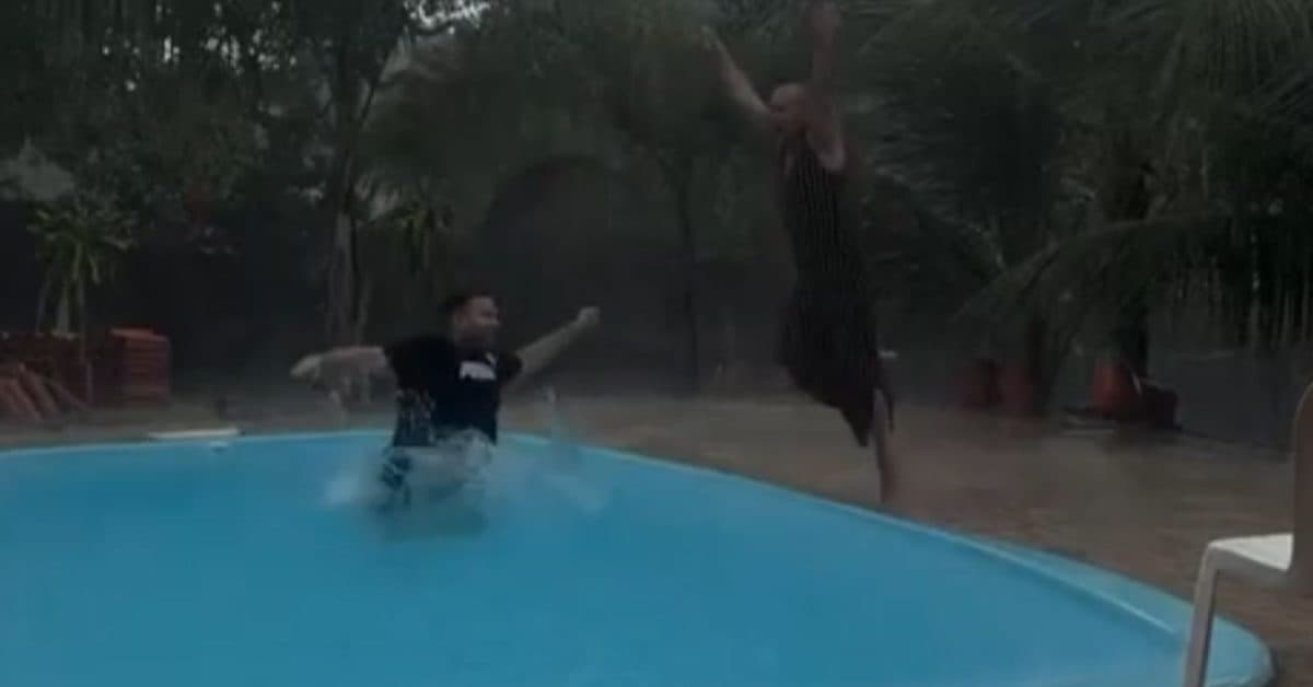“Viva a vida”: Filho comemora diagnóstico da cura do câncer da mãe com mergulho em piscina