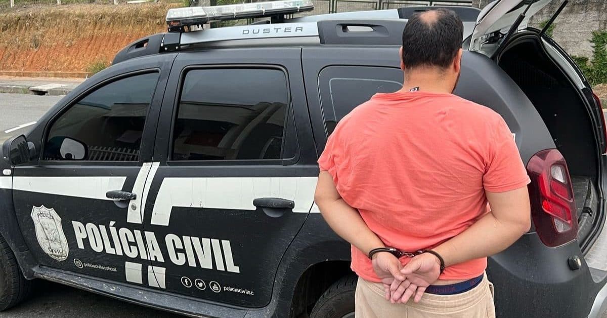 Padrasto é preso em Indaial acusado de estuprar enteada de 7 anos