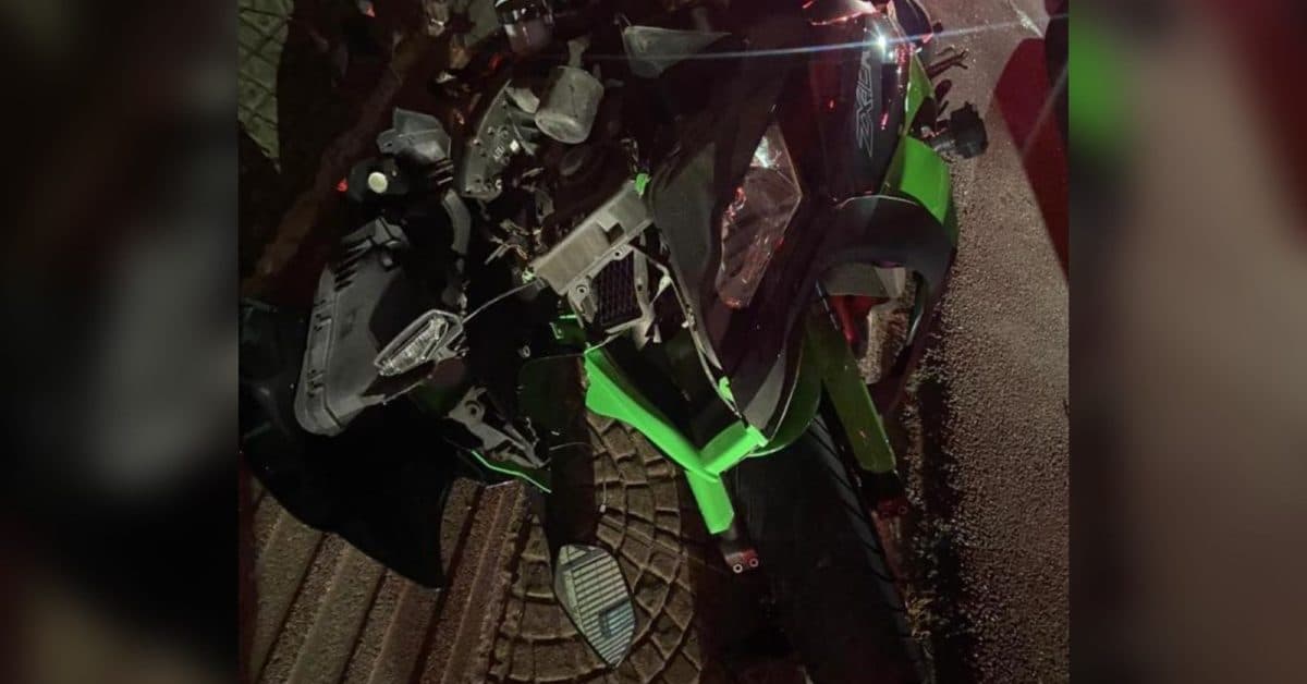 “Perdeu o equilíbrio”: Piloto de Kawasaki bêbado mata idosa em Itajaí