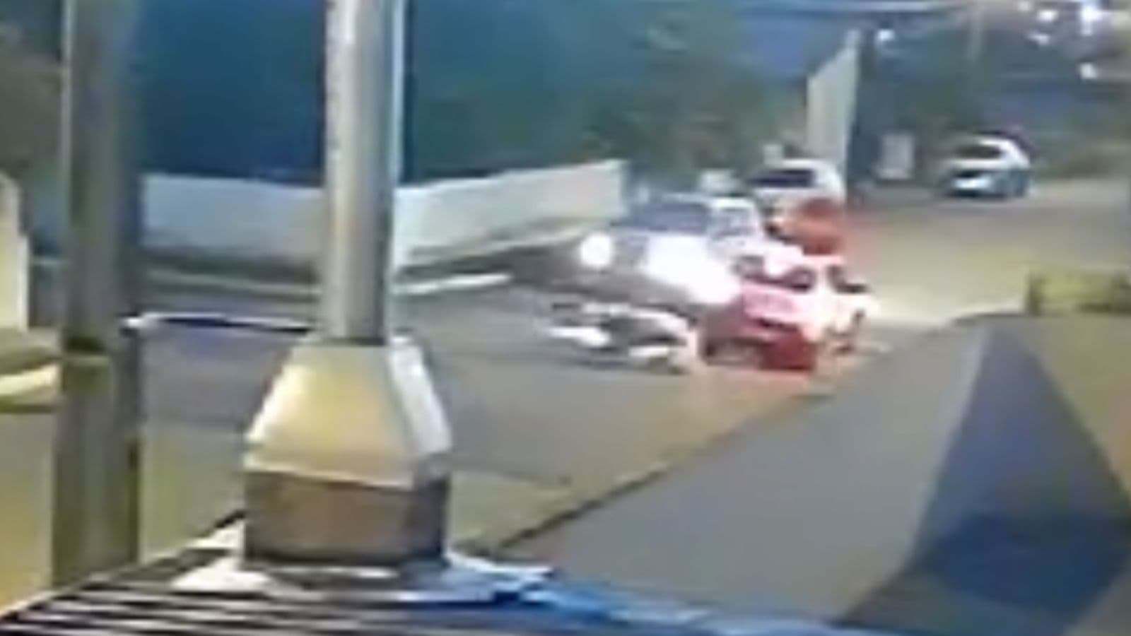 Motoboy é atropelado por carro em Tijucas e motorista foge sem prestar socorro