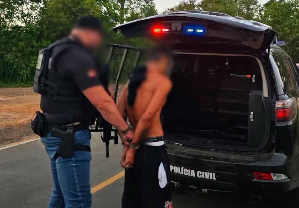 Acusado de invadir casas e amarrar idosos é preso em operação com helicóptero em SC