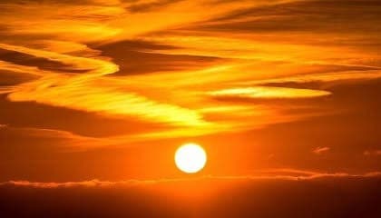 Onda de calor castiga Santa Catarina e transforma ruas em fornos a céu aberto