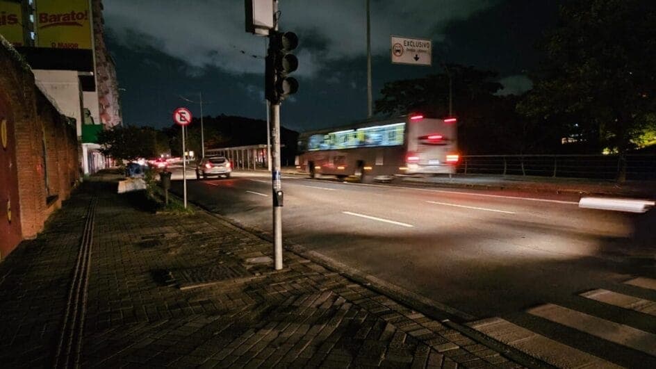 Gato invade subestação e provoca apagão em Blumenau
