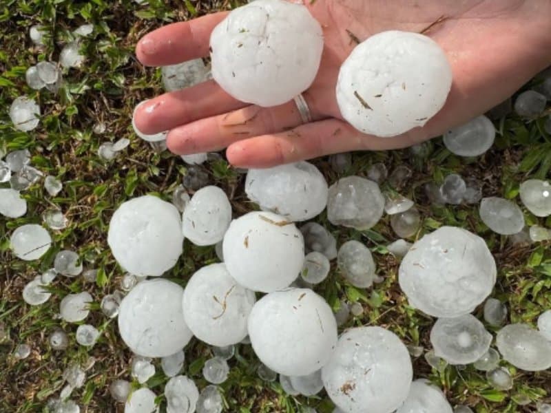 Granizo do tamanho de ovos atinge Santa Catarina e preocupa Defesa Civil