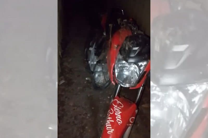 Mulher morre após cair de moto de barranco de 4 metros em Luiz Alves