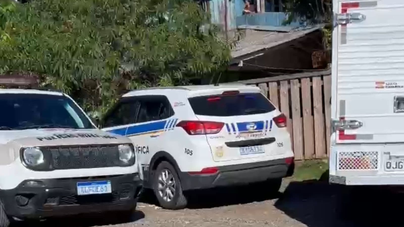 Idosa de 85 anos é encontrada morta dentro de casa com mordida no pescoço em SC