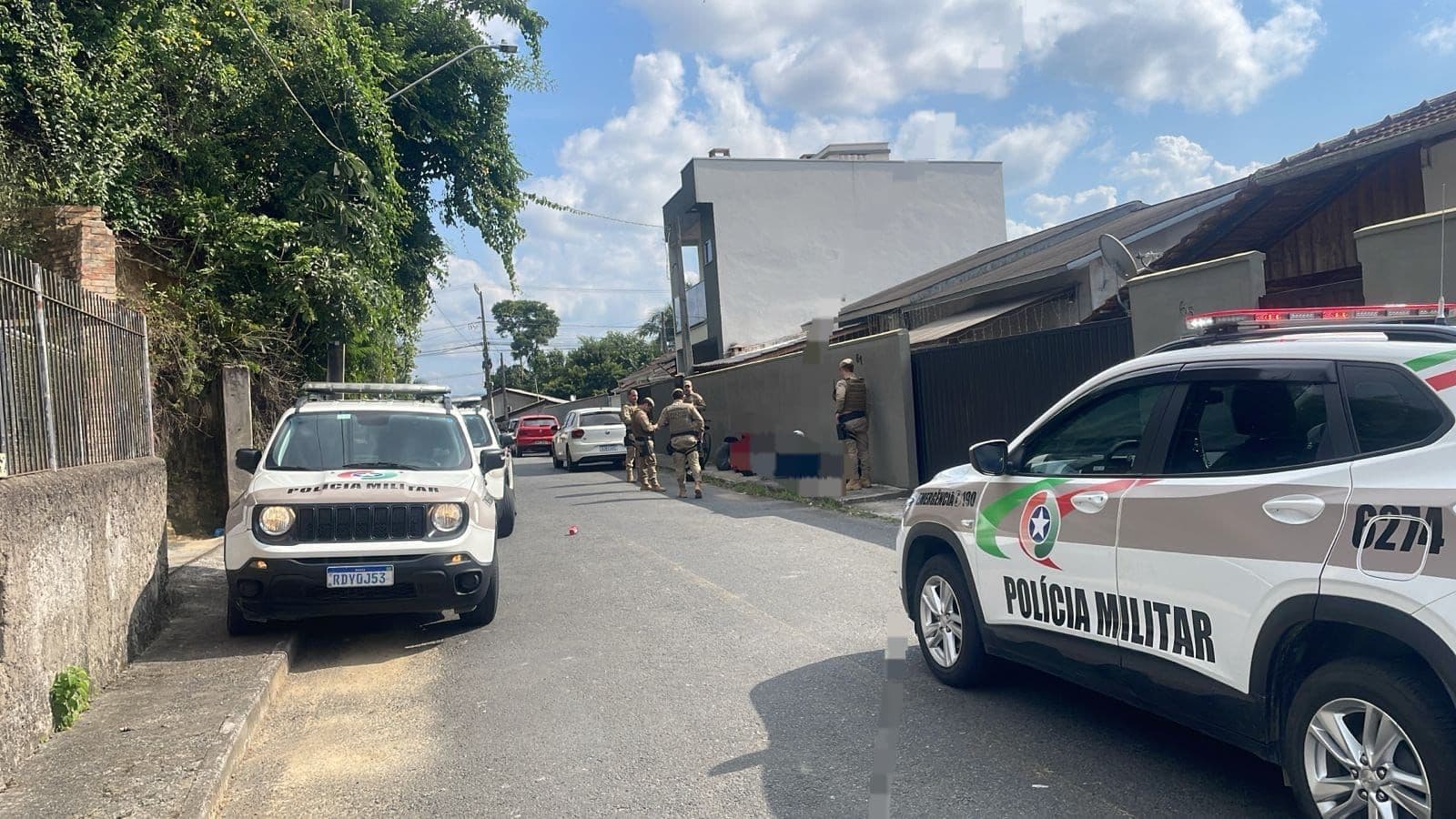 Adolescentes são flagrados vandalizando bomba de água no Centro de Gaspar
