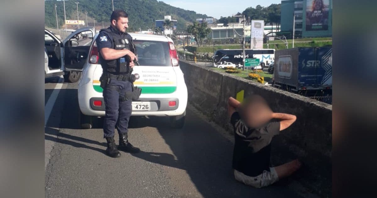 Homem desaparece após rave, passa dois dias na mata e furta carro da Prefeitura de Camboriú