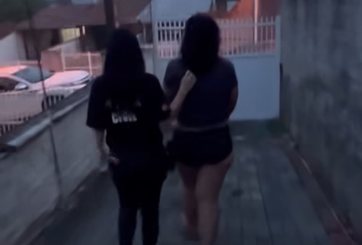 Mulher é presa após tentativa de feminicídio e confessa plano macabro: “mataria três da mesma família”