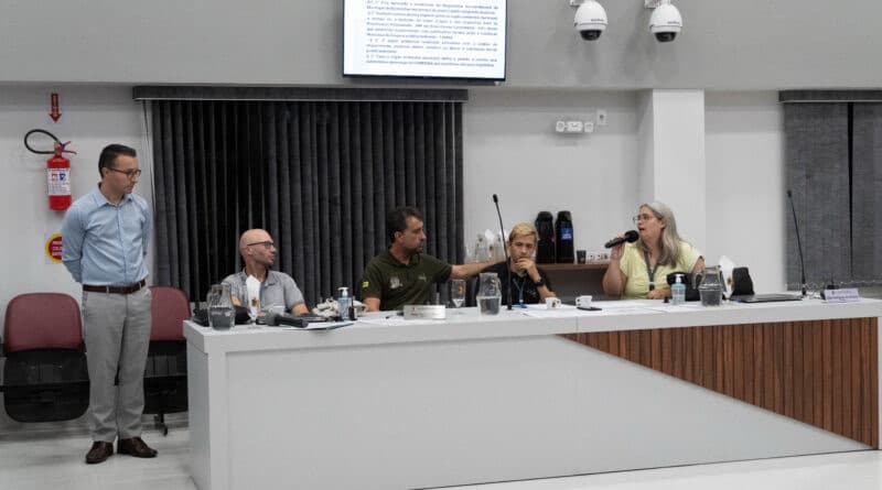 Bombinhas discute mudanças em áreas de preservação em audiência pública