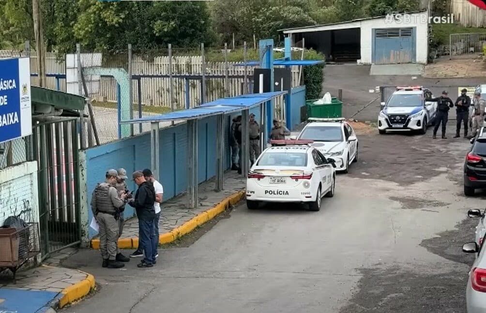 Professora leva facadas de alunos que planejavam atacar diretor em escola do RS