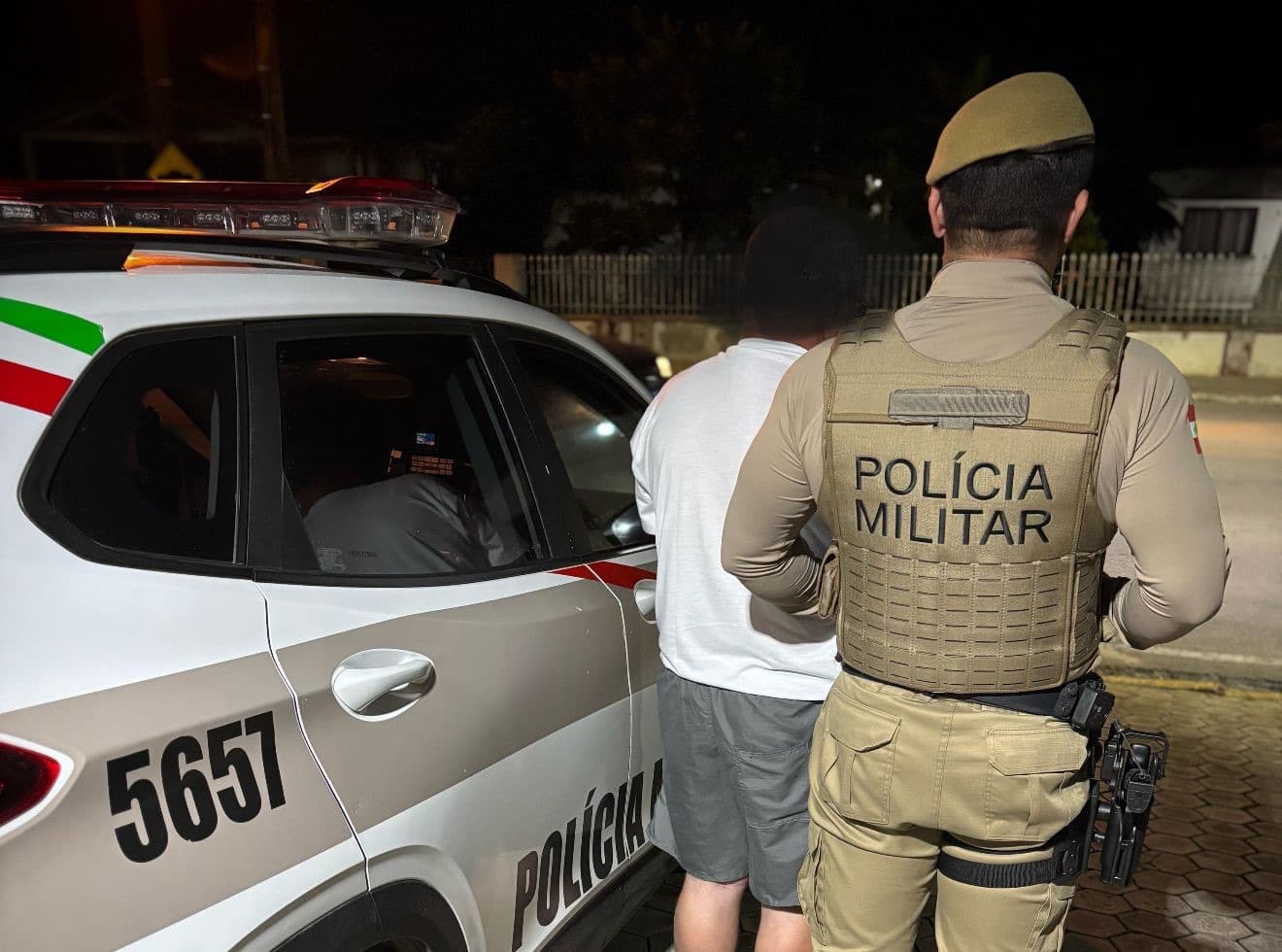 “Confessou que matou esposa e estuprou a filha”: foragido é encontrado em mata de Canelinha