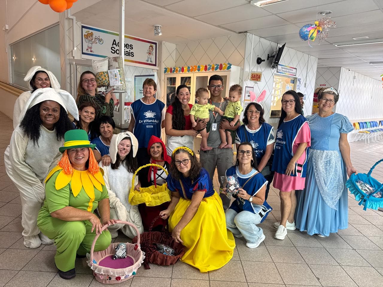 Ação de Páscoa leva alegria a pacientes do Hospital Infantil de Joinville