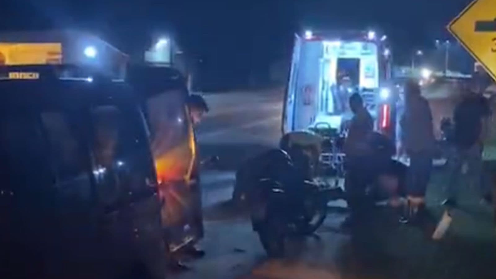 Colisão entre motocicletas deixa feridos e mobiliza bombeiros de Tijucas em Canelinha