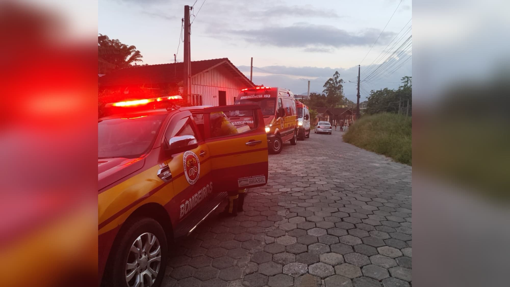Jovem sofre choque elétrico, desmaia e é reanimado pelos bombeiros em Gaspar