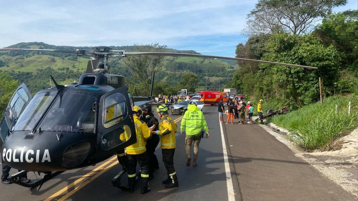 Acidente entre dois veículos deixa feridos na SCT-480, em Chapecó