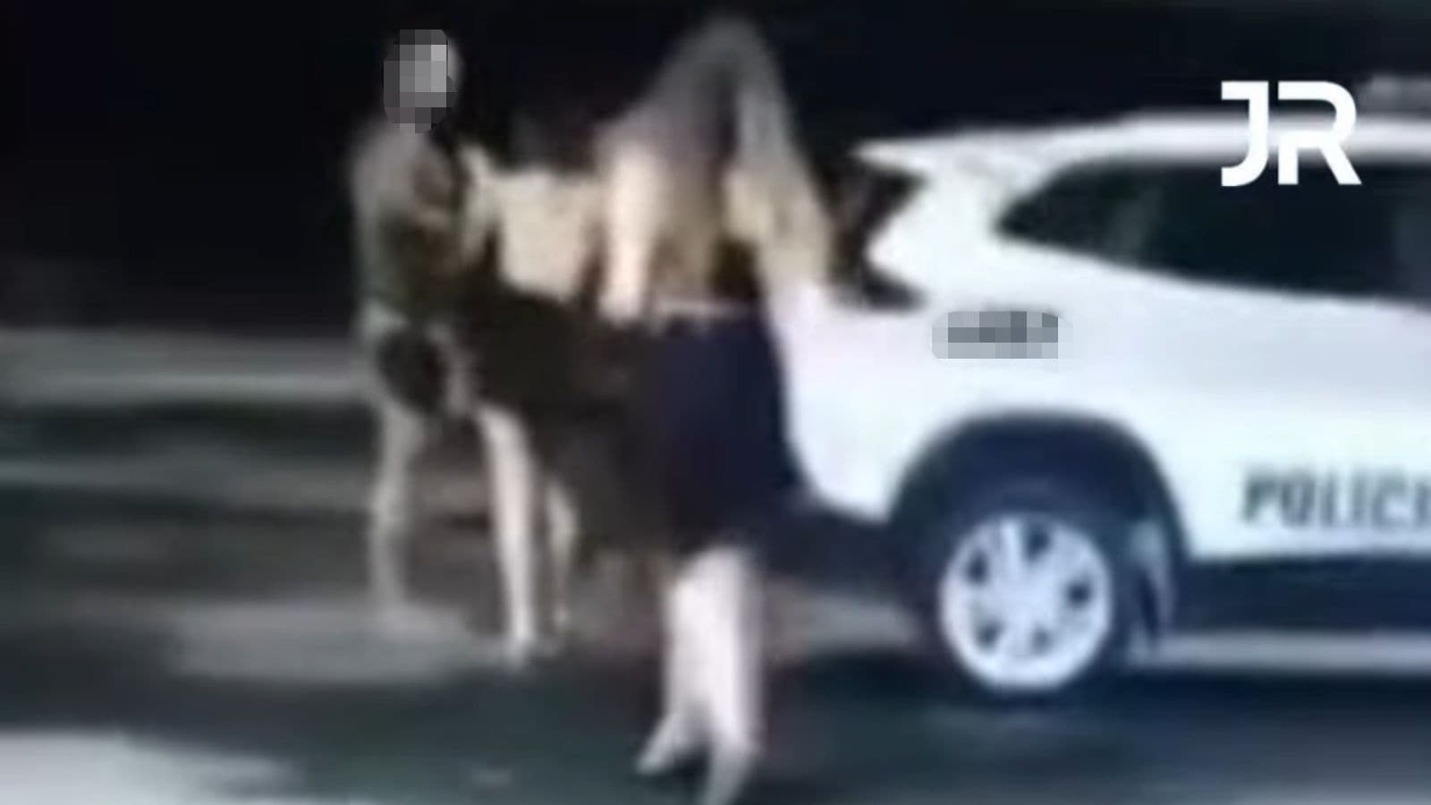 “Ela ficou impressionada de estar dentro de uma viatura”: flagrante em SC viraliza nas redes sociais