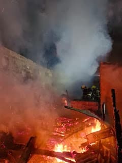 Idoso morre durante incêndio em edícula na madrugada em Lages