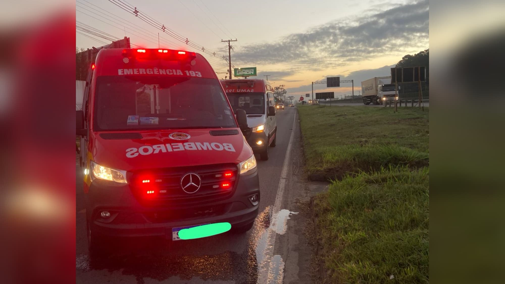 “Cena chocante”: motociclista morre na hora após ser atingido por van na BR-101