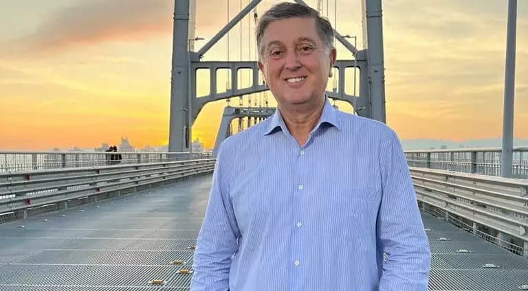 URGENTE: Prefeito Topázio Neto é internado em Florianópolis; saiba o estado de saúde