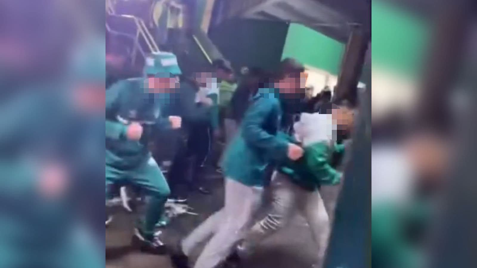 Torcedores da Chapecoense saem no braço durante jogo e PM precisa intervir pancadaria