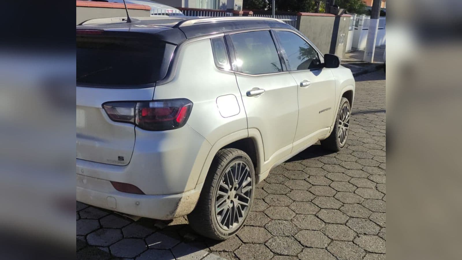 Carros são apreendidos e R$ 12 milhões bloqueados em ação contra fraude em licitações em SC