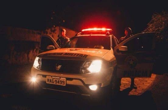 Moradores em situação de rua agridem homem e roubam celular em Balneário Camboriú