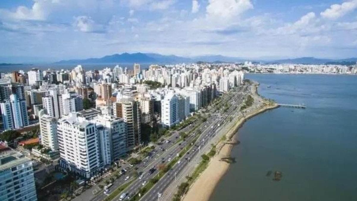 Florianópolis tem quase 40% da população vinda de outros estados, aponta IBGE