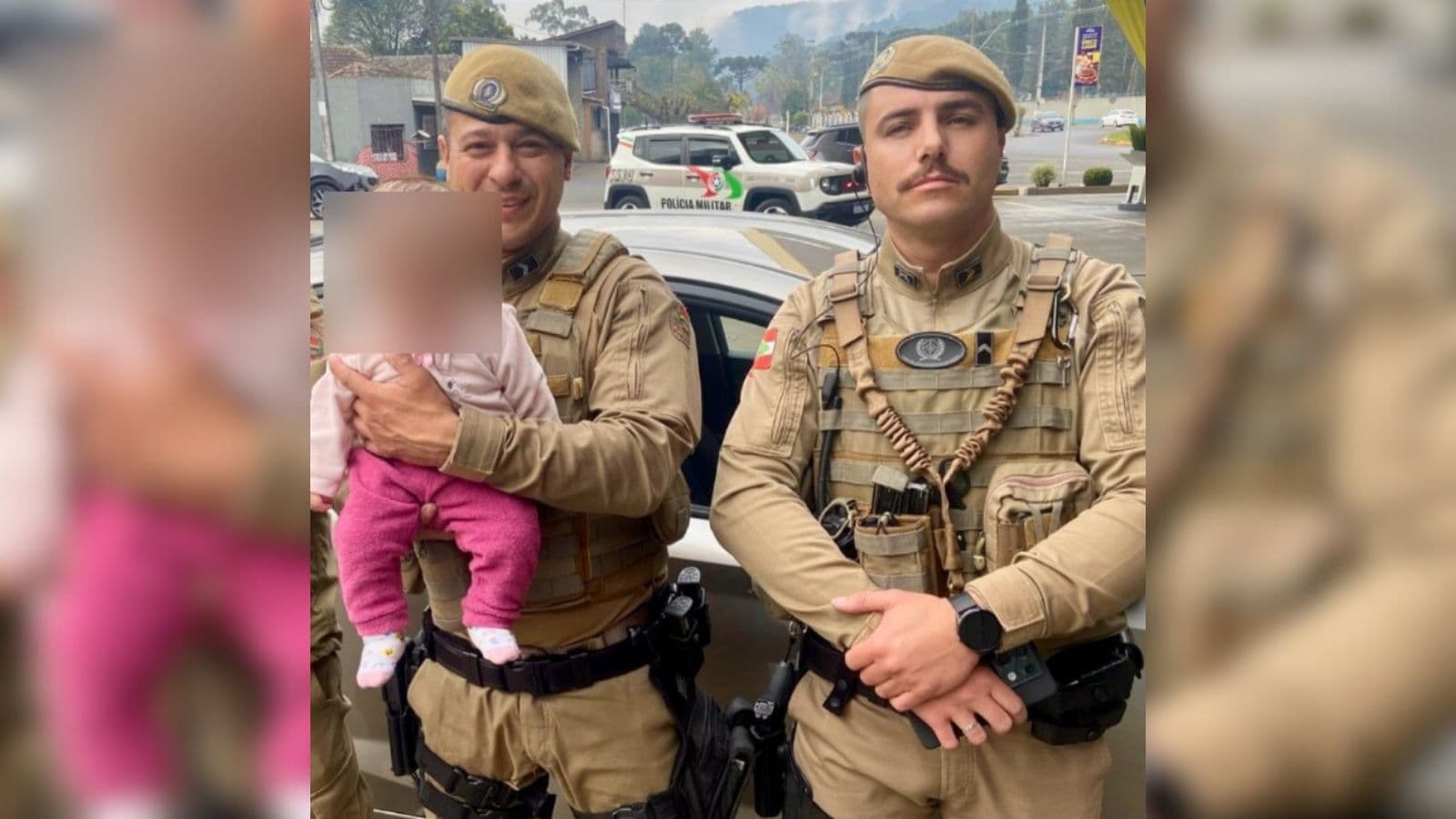 Bebê trancada em carro é salva por PM após sufocar com touca em SC