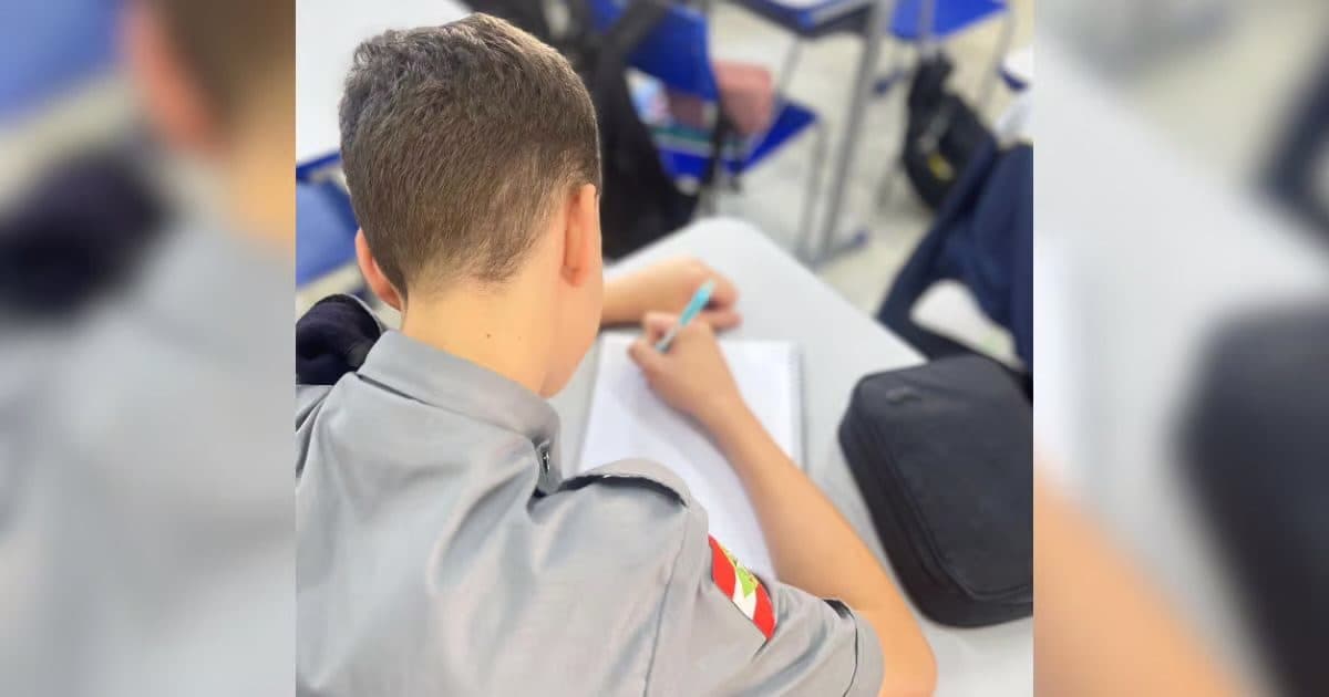 Colégio militar de SC dá show no ENEM e tem melhor desempenho